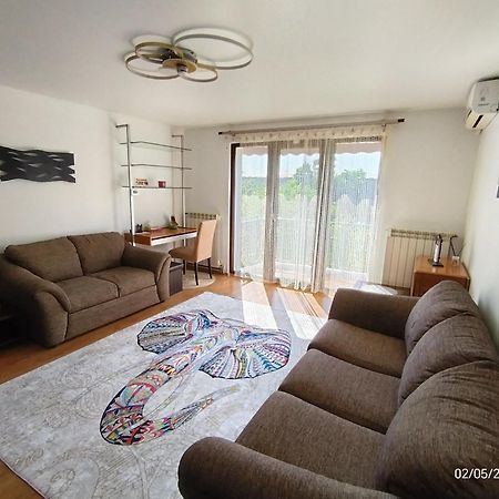 Arka Apartment Craiova Kültér fotó